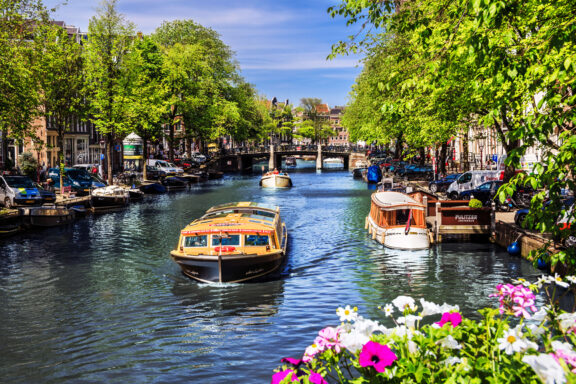 Canal cruises Amsterdam