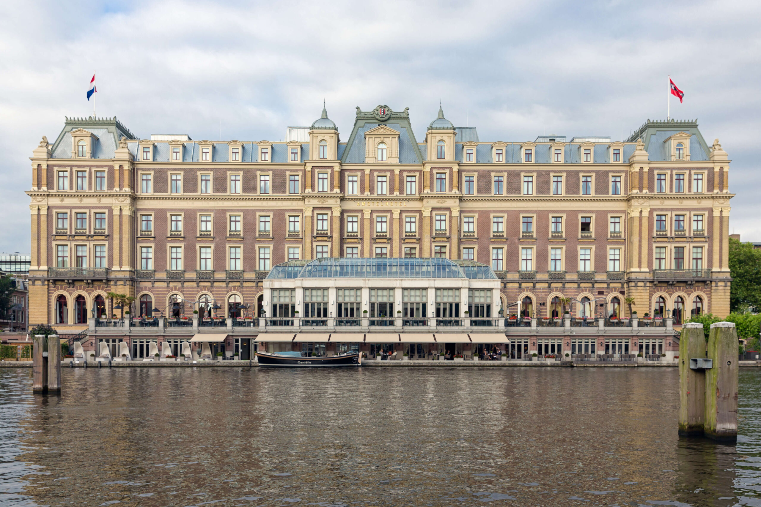 Hotels along the Amsterdam canals