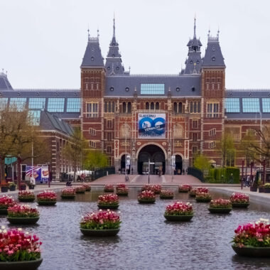 museums in canal district Amsterdam
